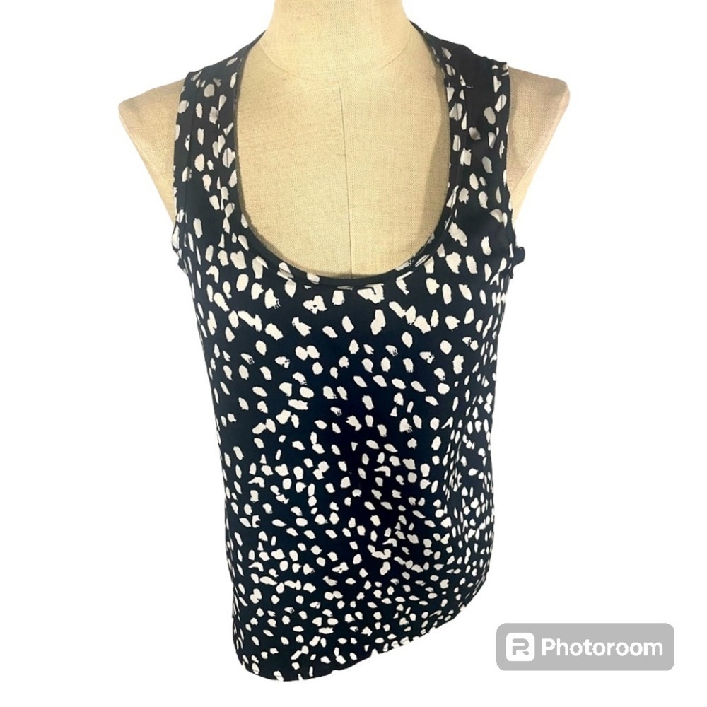 Doe & Rae Black/White Pattern Sleeveless Blouse sz Small